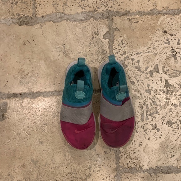 Nike 1y